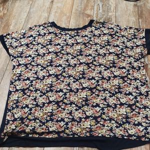 💜Gilli floral Top